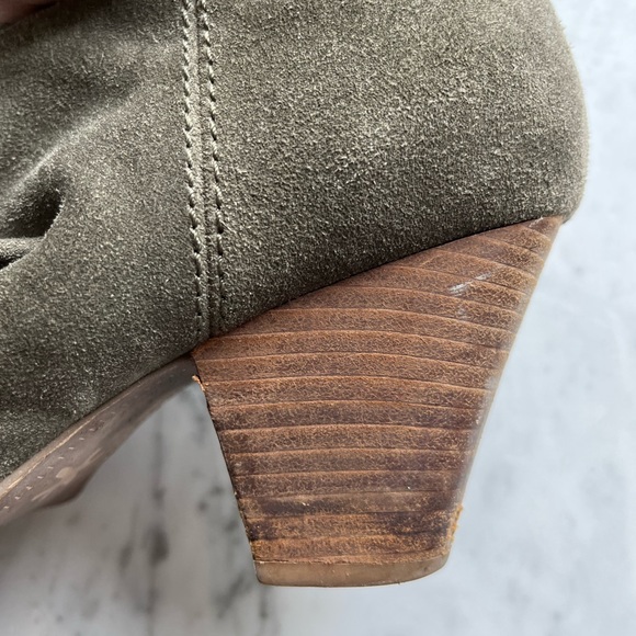 Splendid Olive Green Rouched Suede Booties - Picture 14 of 16